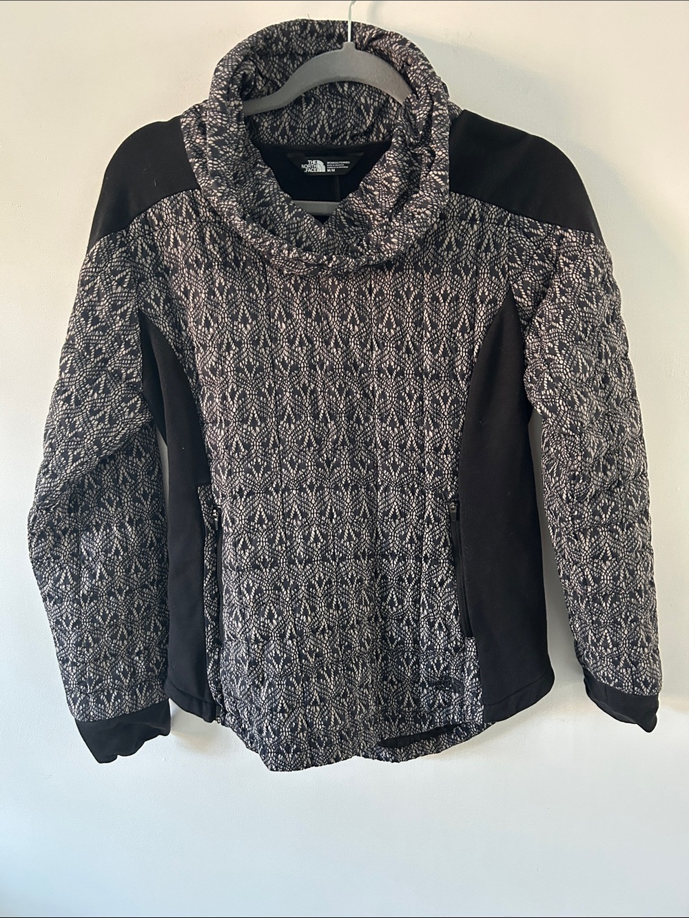 The North Face Thermoball Pullover Quilted Puffer Patterned Fleece Lined Size M
